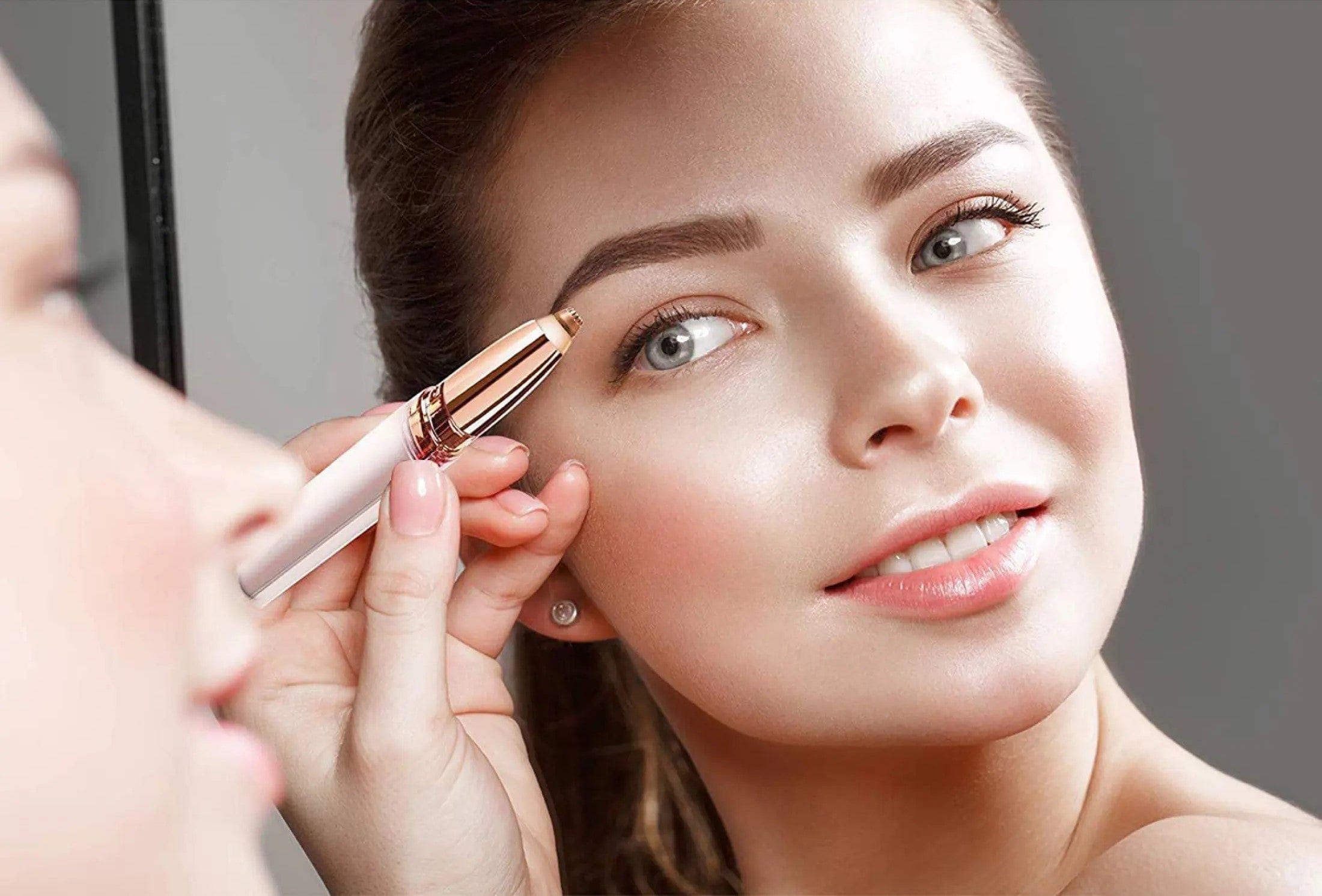 iLator™ | Eyebrows Mini Epilator Hair Remover Flawless Trimmer Epilators iLator™ Eyebrow Shaver Zaavio.co®