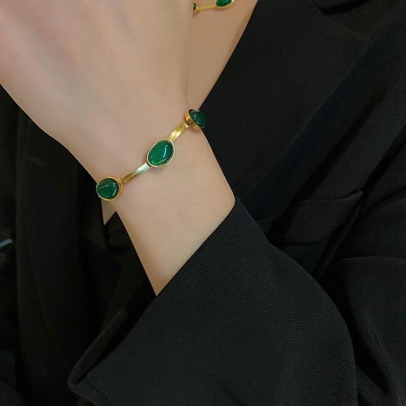 Necklace Set Pendant Long Stone Silver Necklace Oval Green Set with Bracelet Necklace Set with Bracelet Oval Green Crystal Pendant Necklace Set with Bracelet