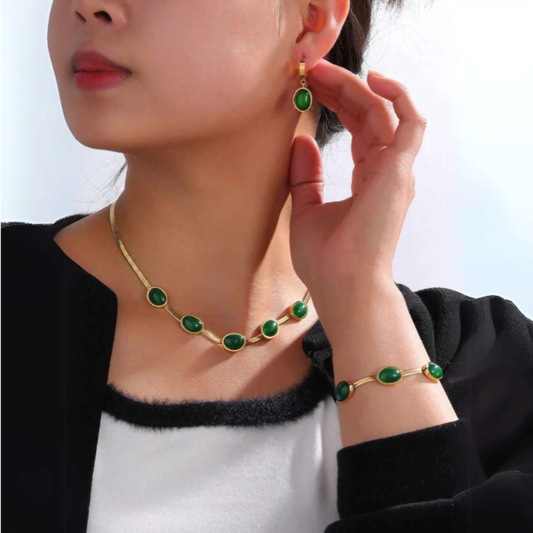 Necklace Set Pendant Long Stone Silver Necklace Oval Green Set with Bracelet Necklace Set with Bracelet Oval Green Crystal Pendant Necklace Set with Bracelet