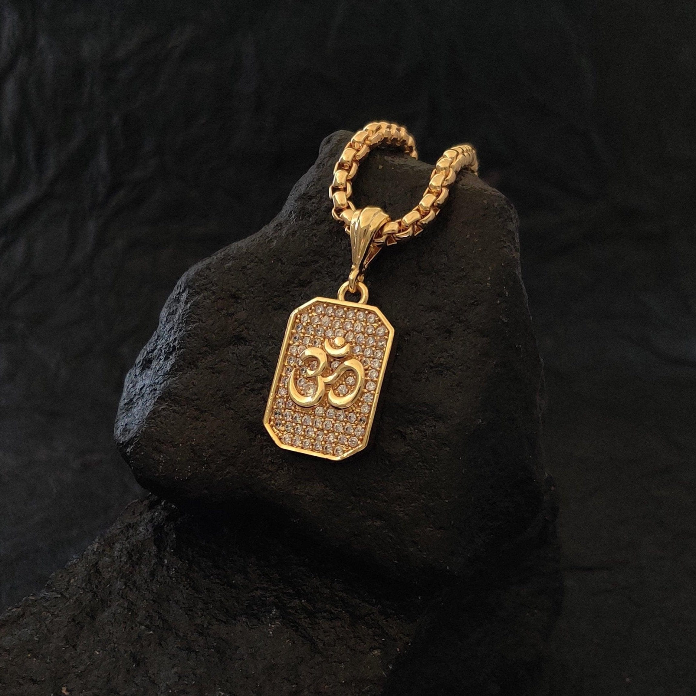 Premium Aum Diamond Pendant Gold Chain | Gold Chain Om Pendant Design Necklace Premium Aum Diamond Pendant Gold Chain Zaavio®