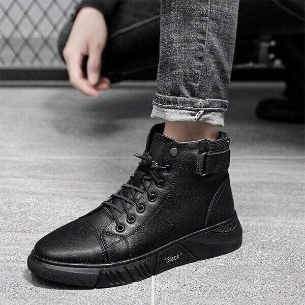 Hand-Made Mens Casual Black Leather Boots 10 Hand-Made Mens Casual Black Leather Boots